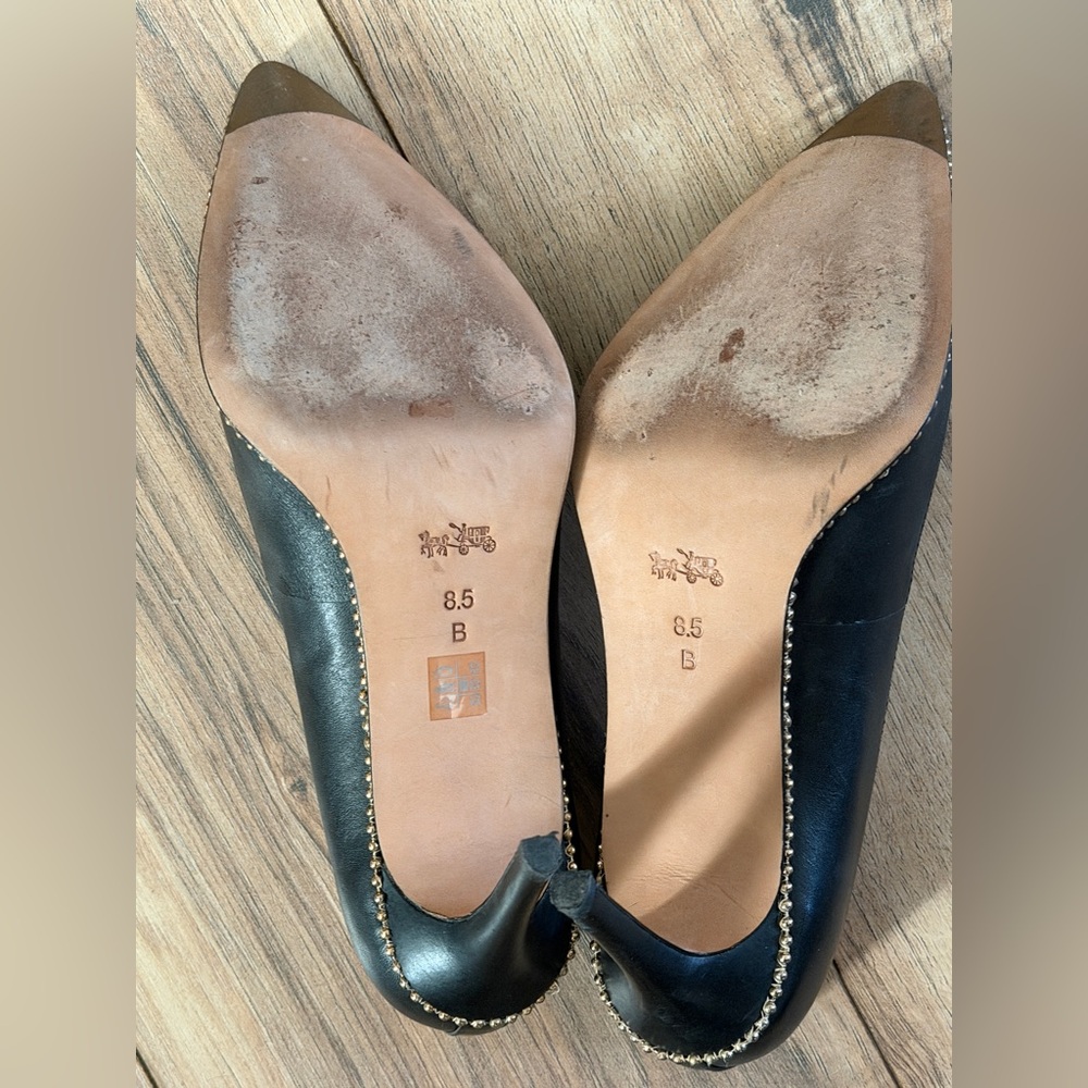 Coach 85mm Waverly Samantha pumps in black leather with beadchain detailing - Picture 11 of 13